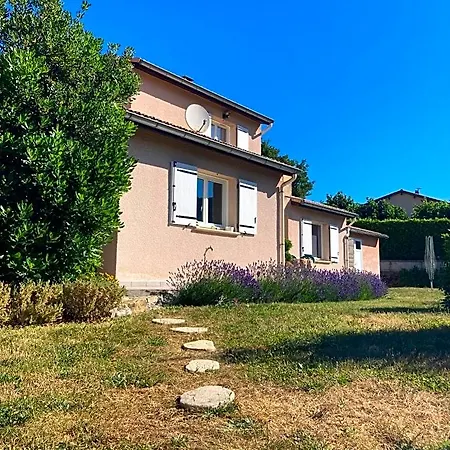 Caline D'hotes 4* Vesseaux