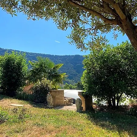 Caline D'hotes Bed & Breakfast